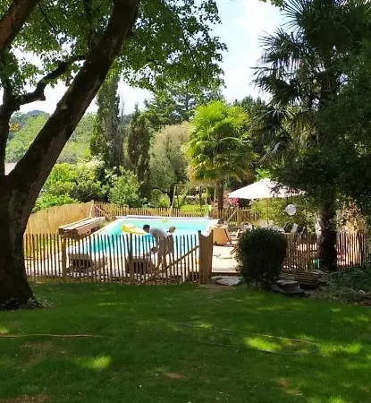 Сasa de vacaciones Maison De Famille, Grand Jardin Et Piscine Fermée Fontenay-le-Comte