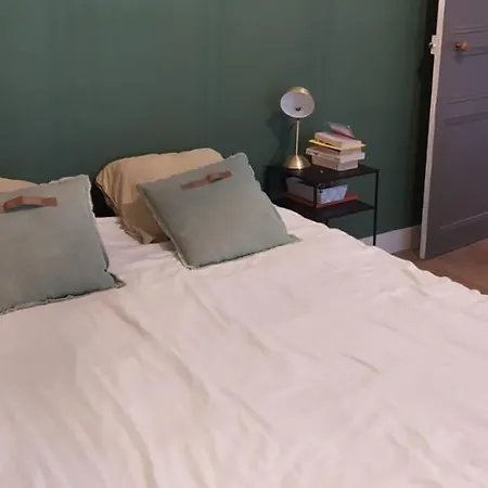 Maison De Famille, Grand Jardin Et Piscine Fermee فونتيناي لو كومت