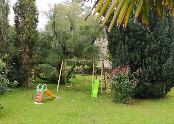 Maison De Famille, Grand Jardin Et Piscine Fermee * Fontenay-le-Comte